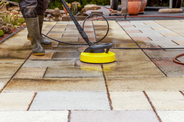 Best Driveway Pressure Washing  in Johnson, AR